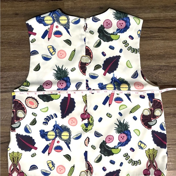 RARE FIND! Opening Ceremony Fruit Face Sleeveless Top in White. Size L - Picture 10 of 13